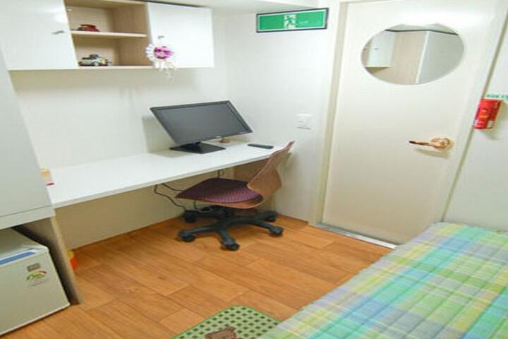Room Photo