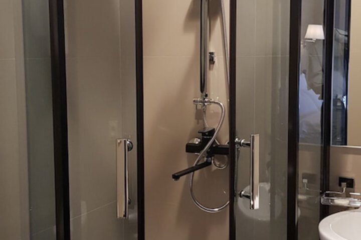 Room 61 of 101