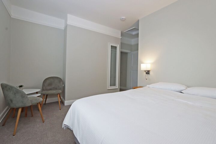 Room 20 of 36