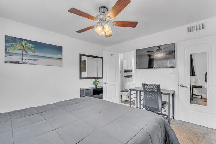 Room 4 of 75