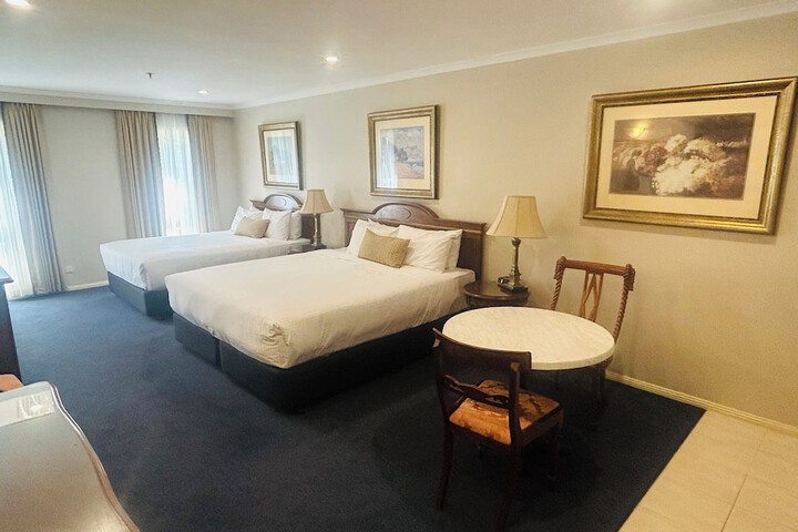 Room 22 of 66
