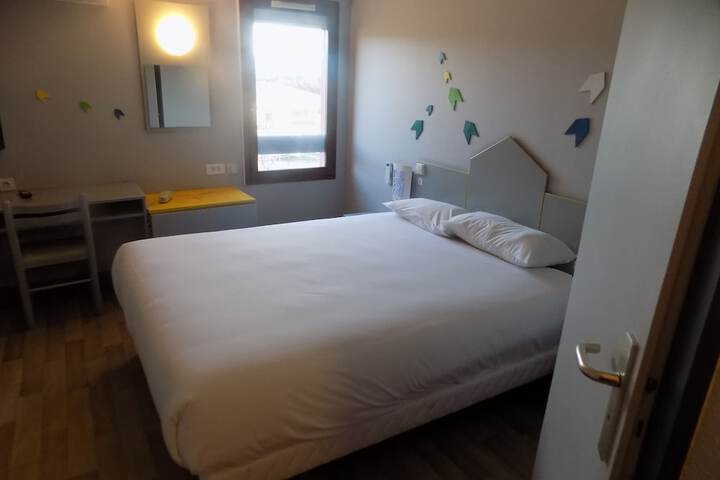 Room 12 of 73