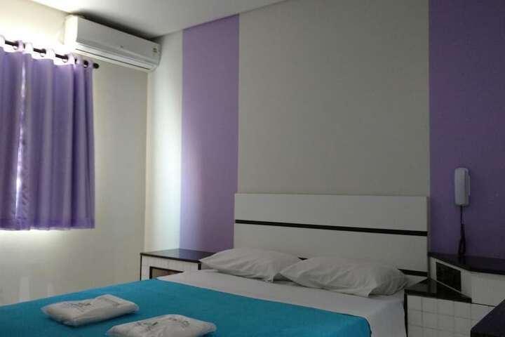 Room 8 of 30