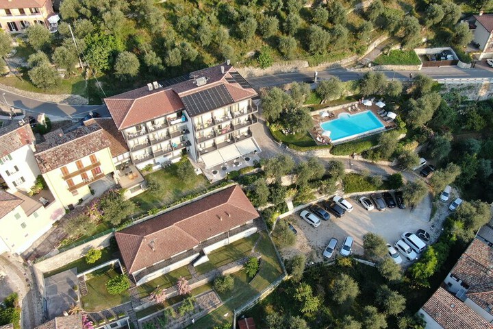 Hotel 62 of 68