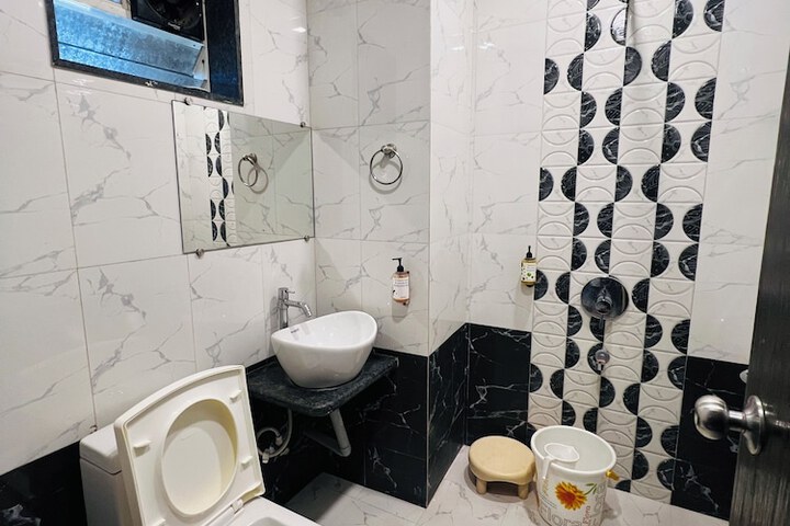 Room 40 of 44