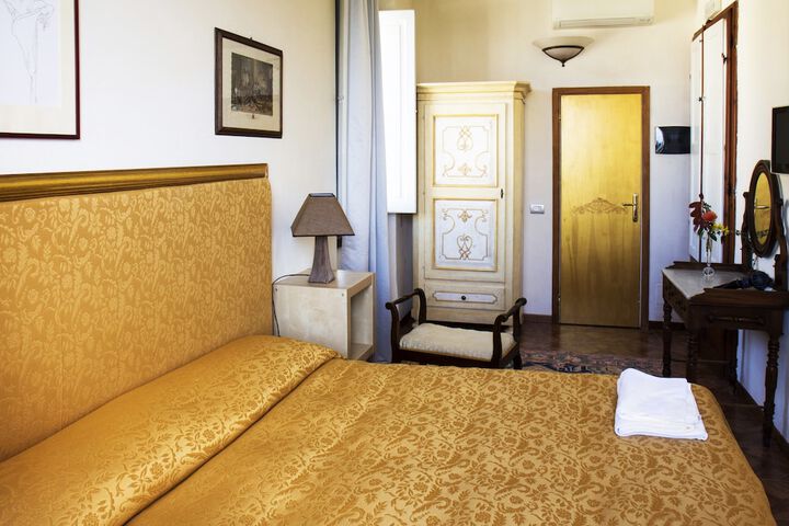Room 18 of 86