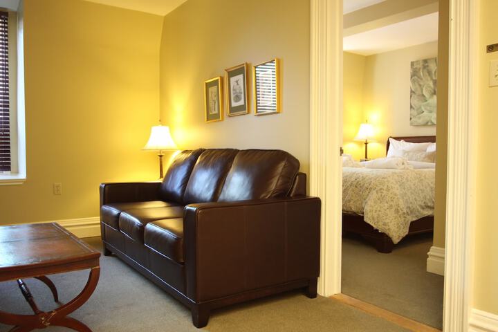 Room 8 of 36