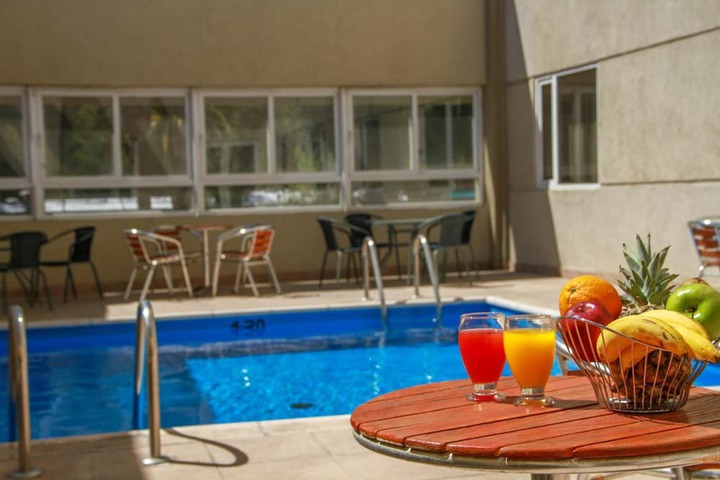 Pool 20 of 47