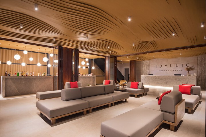 Guest Lobby