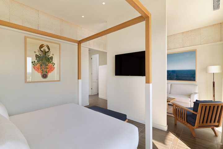 Room 13 of 95