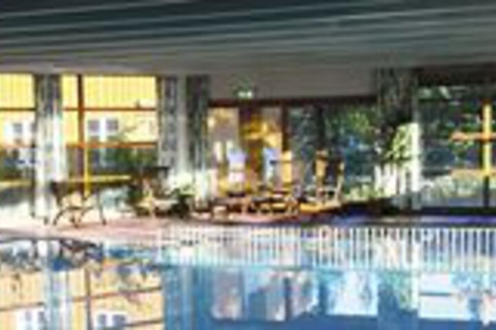 Pool 9 of 11