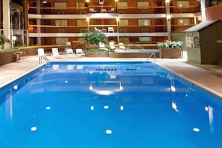 Ramada by Wyndham Beaver Falls