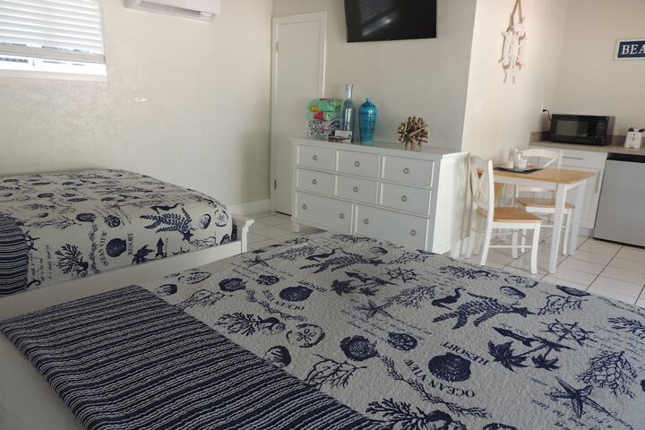 Room 7 of 82