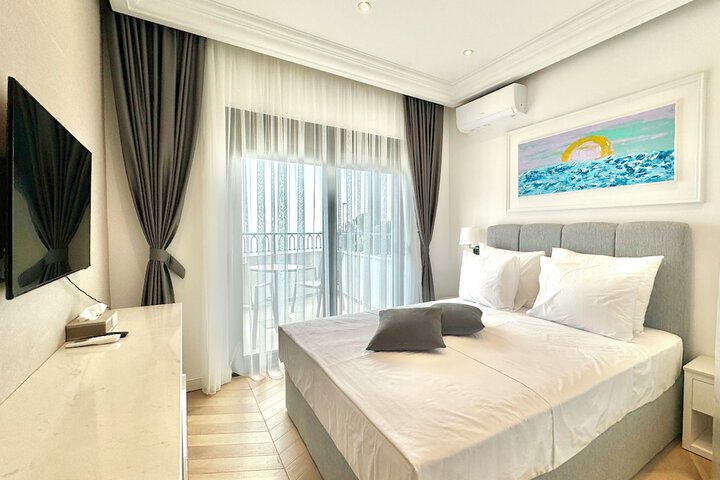 Room 12 of 60