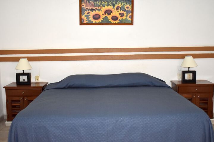 Room 17 of 75