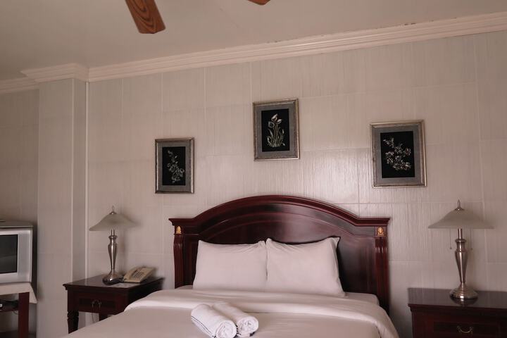 Room 19 of 58