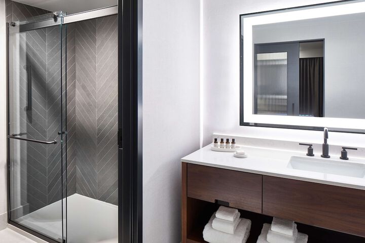 Bathroom shower