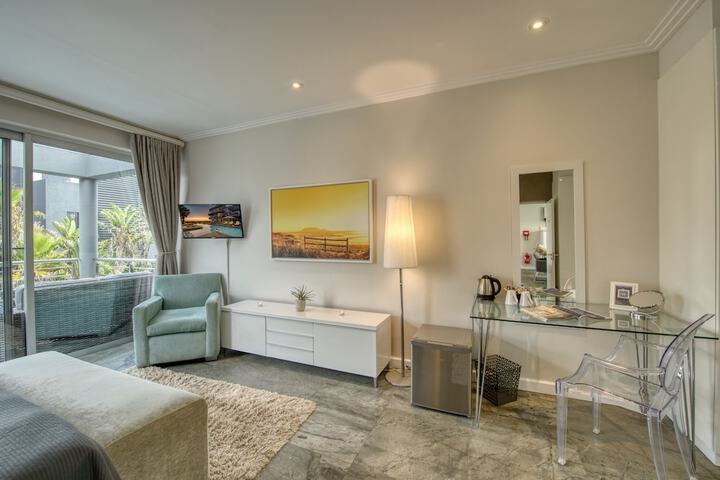 Room 20 of 146