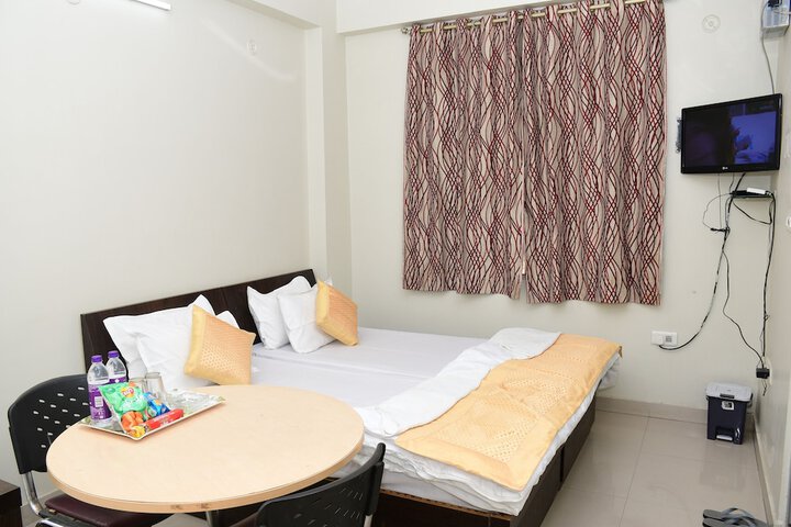 Room 14 of 73