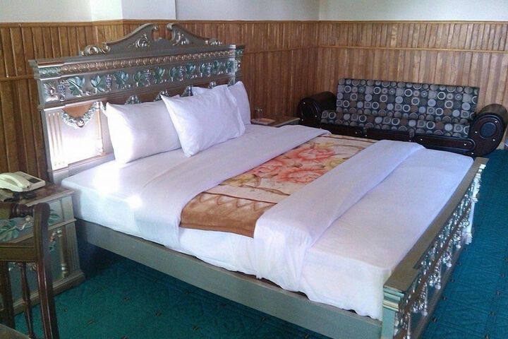 Room 20 of 35