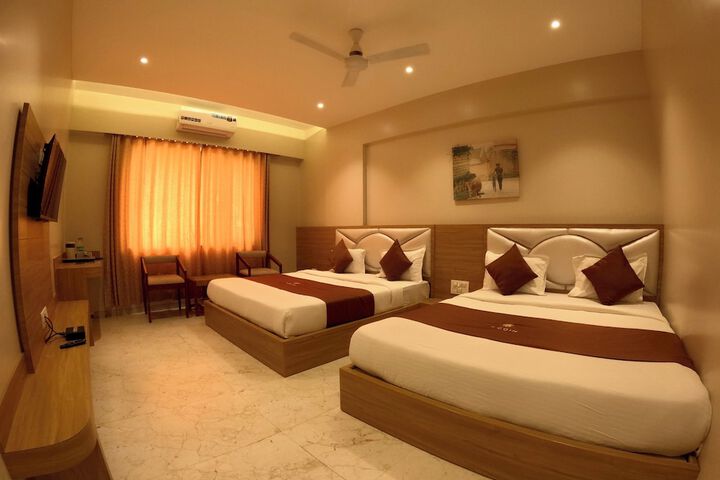 Room 8 of 39