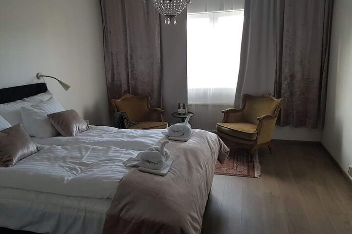 Room 16 of 139