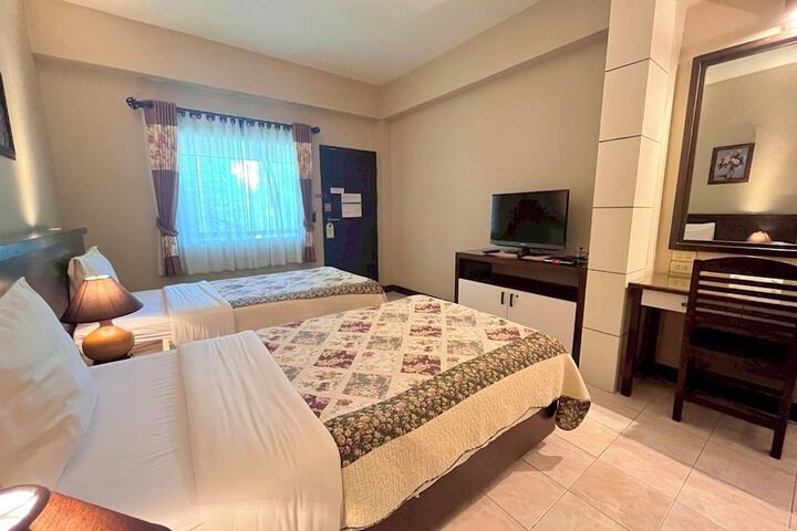 Room 40 of 80