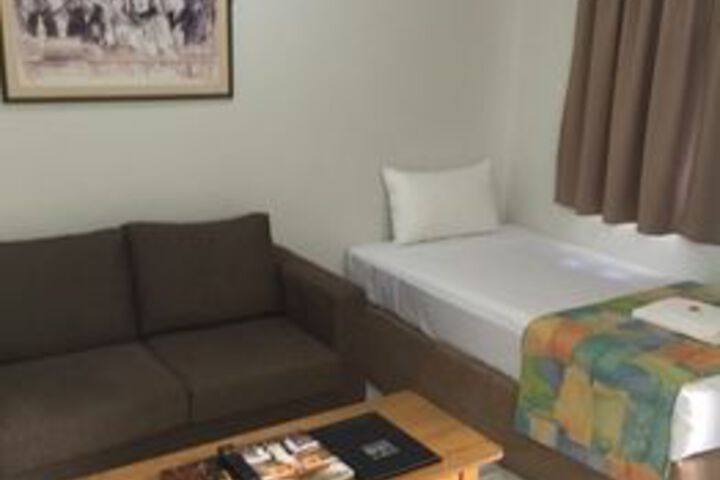 Room 14 of 39