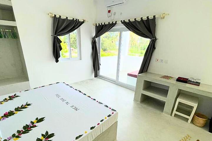 Room 15 of 97