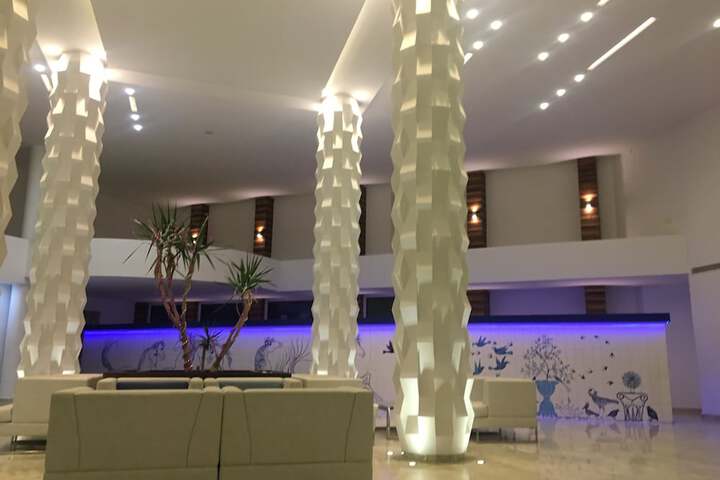 Hotel Interior 8 of 71