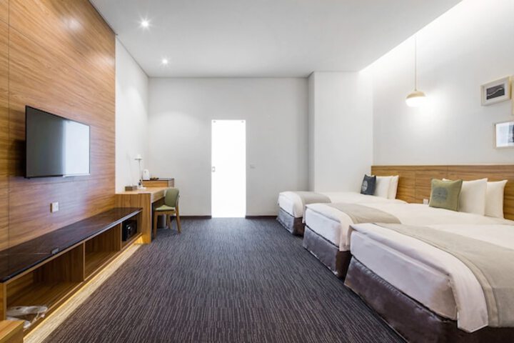 Room 19 of 129