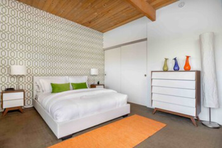 Room 46 of 52