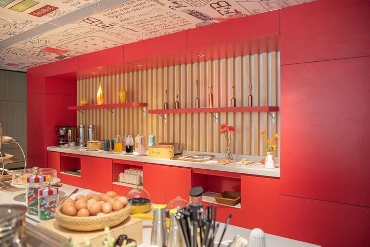 Dining Photos