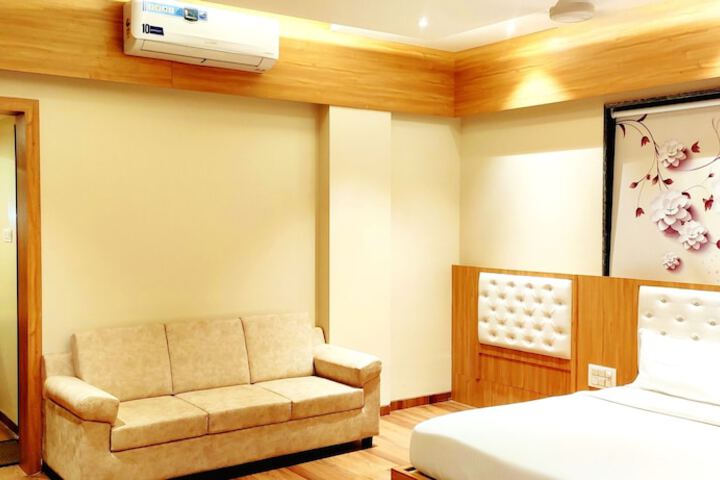 Room 7 of 39