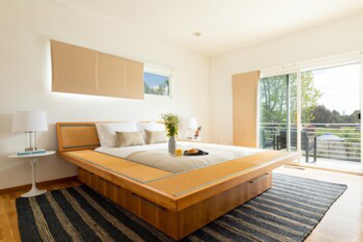 Room 49 of 51