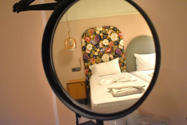 Room 26 of 72
