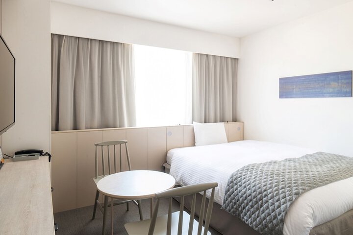 Room 5 of 91