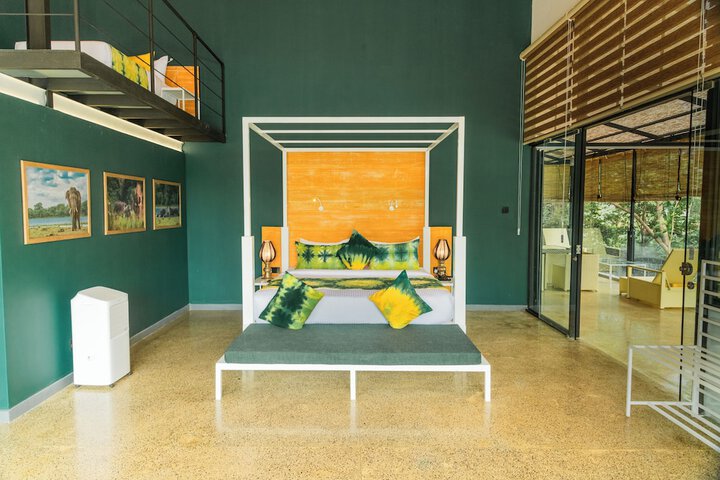 Room 6 of 21