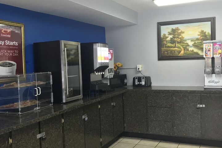 Snack bar