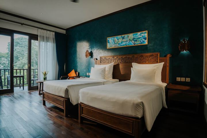 Room 10 of 63