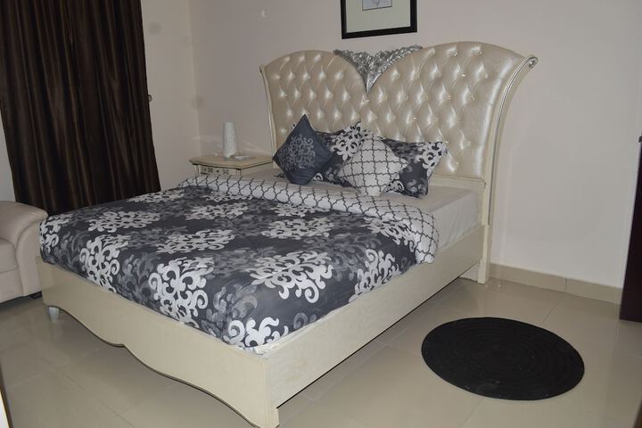 Room 3 of 23