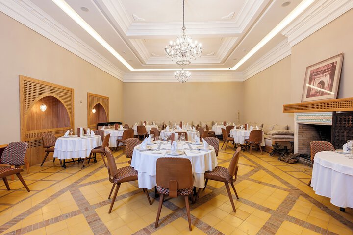 Dining Photos