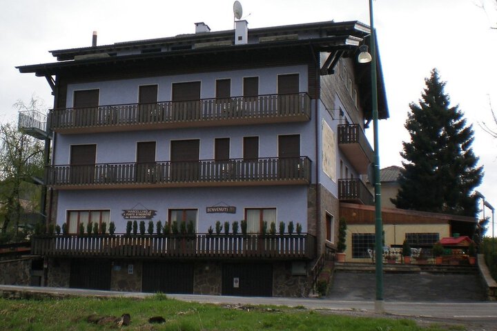 Hotel 27 of 27