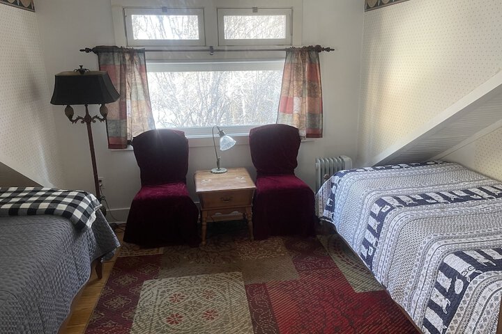Room 3 of 42