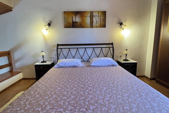 Room 33 of 91