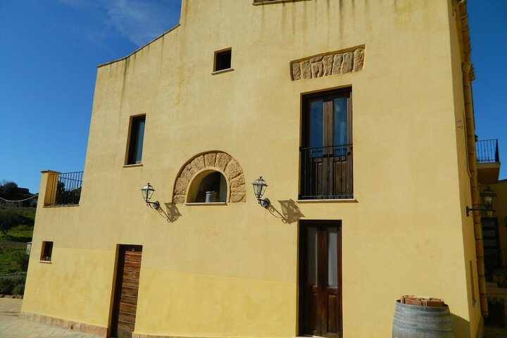 Hotel 2 of 44