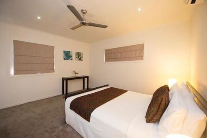 Room 2 of 24
