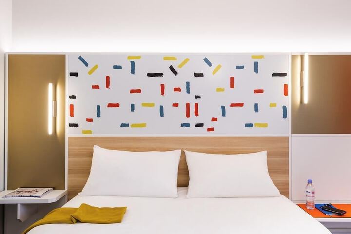 Room 7 of 41