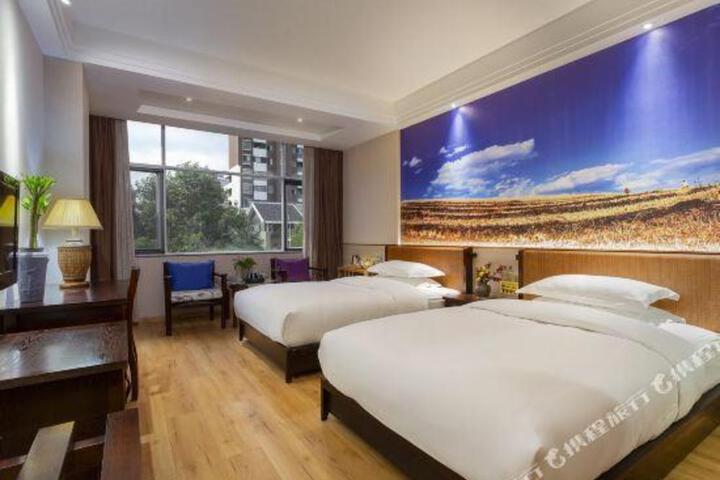 Xiangtu Gushi Xiangyin Hotel