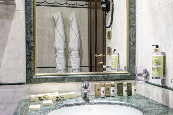 Bath Interior
